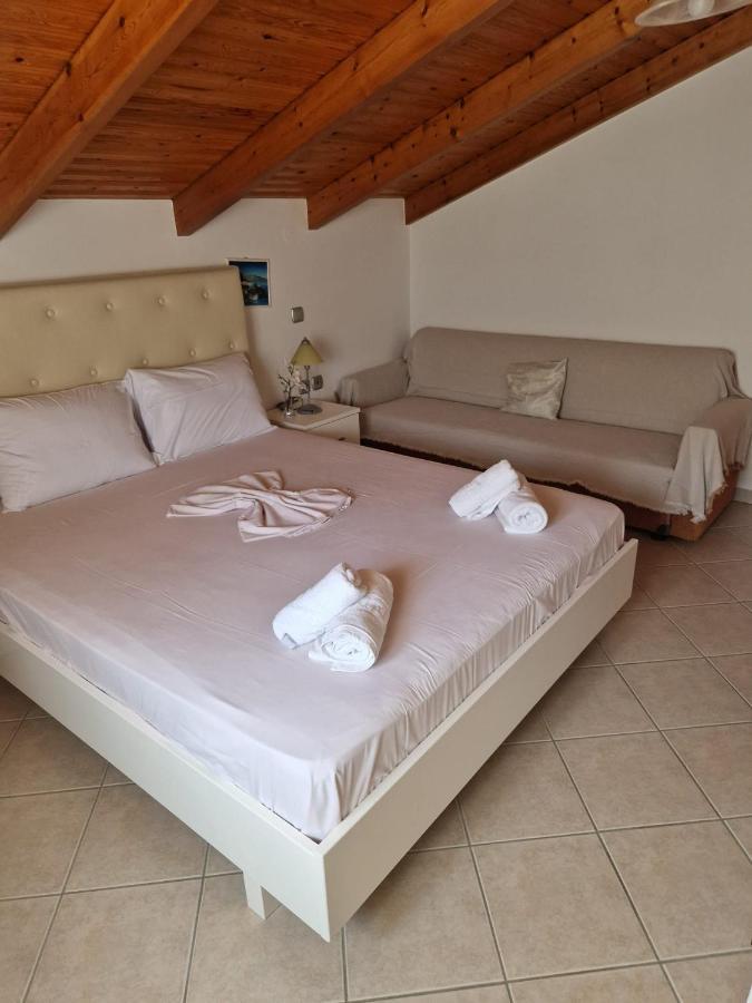Chrispy Apartments Sívota 外观 照片
