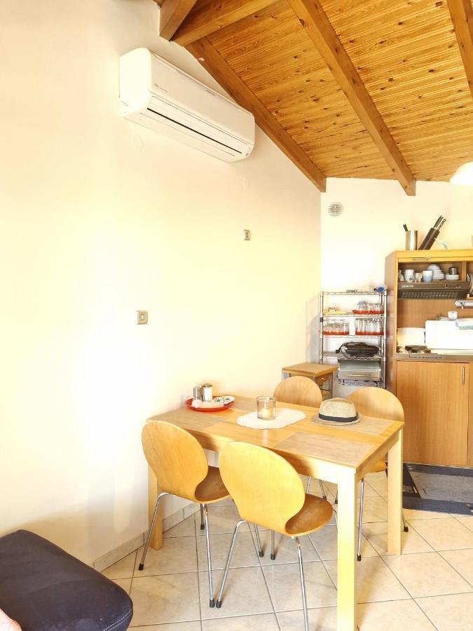Chrispy Apartments Sívota 外观 照片